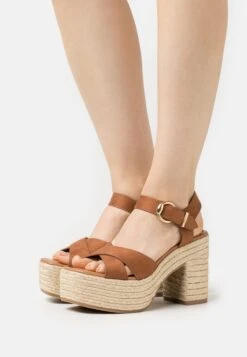 Tamaris Sandalen Met Hoge Hak - Cognac
