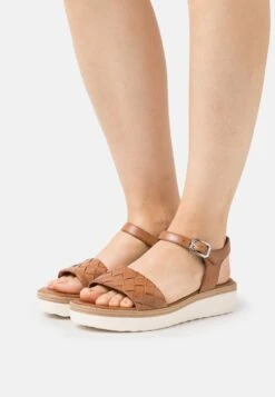 Tamaris Sandalen Met Sleehak - Nut