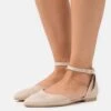 Tamaris Ballerina'S Met Enkelbandjes - Taupe