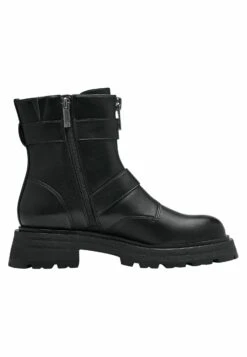 Tamaris Enkellaarsjes Met Plateauzool - Black Matt -Tamaris Winkel 256d775ffeff45778e24cdb068f51b26