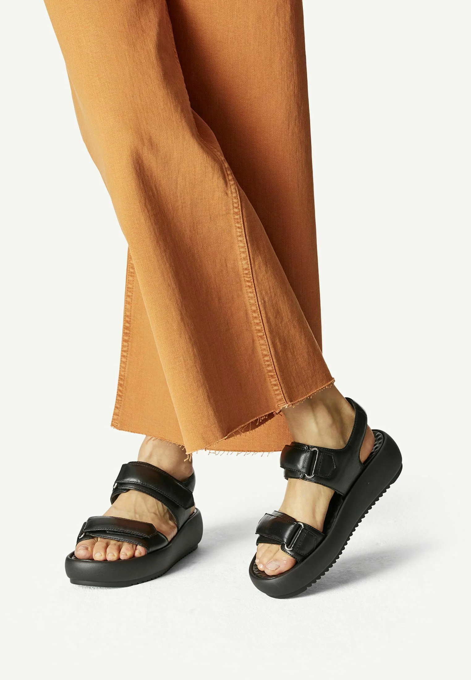 Tamaris Winkel -Tamaris Winkel 2b52fc5058c14138a3c12bd6c580df54