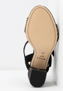 Tamaris Sandalen Met Hoge Hak - Black -Tamaris Winkel 3687284473c2433d8ca772e6b4062aeb