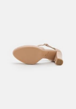 Tamaris Plateaupumps - Nude -Tamaris Winkel 3f4791a9a9844d19950a09cfe1034862