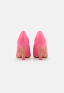 Tamaris Klassieke Pumps - Candy -Tamaris Winkel 4f1768e7ff314a51b54ef8ae77f1e34e