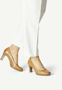 Tamaris Plateaupumps - Muscat