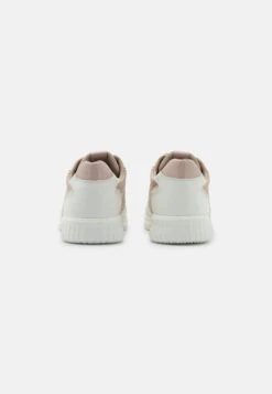 Tamaris Sneakers Laag - Dune -Tamaris Winkel 8d17681adce4497e89fd29af40b95112