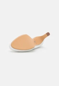 Tamaris Plateaupumps - White Matt -Tamaris Winkel 9cad6ad055754d0bbca1619b21d2afb3