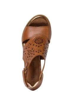 Tamaris Sandalen Met Sleehak - Cognac -Tamaris Winkel aba6627eedf044d7bd5e061cebb141c5