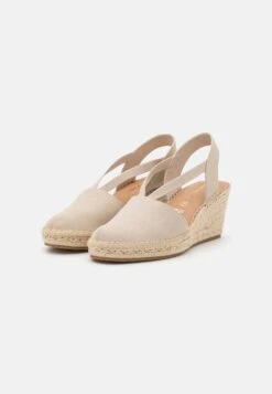 Tamaris Espadrilles - Nude -Tamaris Winkel b176962e0513484e9657728607885483