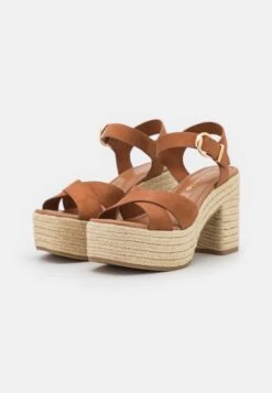 Tamaris Sandalen Met Hoge Hak - Cognac -Tamaris Winkel c6b91bf3516147a3ae8c1af95bc9115c