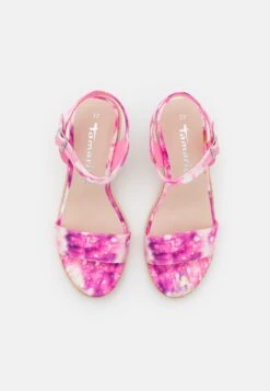 Tamaris Sandalen Met Sleehak - Rose Comb -Tamaris Winkel e96712eaf7764a6c9a03ff1859471262