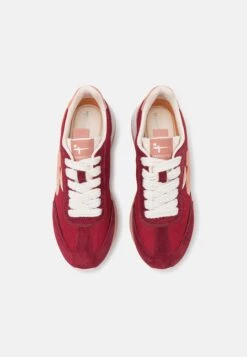 Sneakers Laag - Burgundy -Tamaris Winkel ea60a710b9fa4dcd81580196b0cfe669