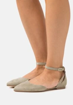 Tamaris Ballerina'S Met Enkelbandjes - Pistacchio